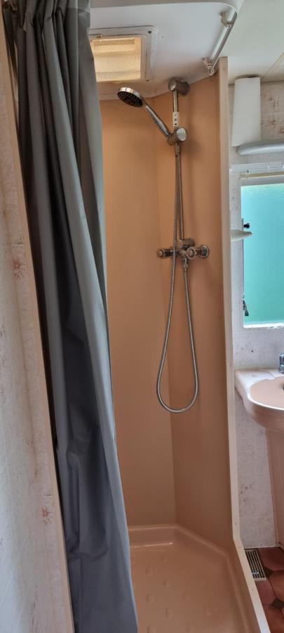 Stacaravan In Bosrijk Gebied Hotel Eext Ngoại thất bức ảnh